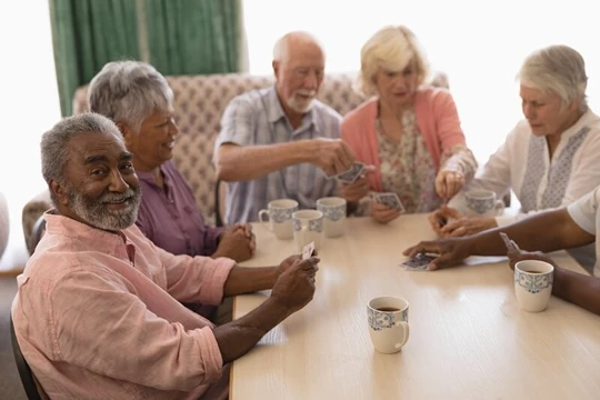 GB-inspirational-elderly-patients-bonding