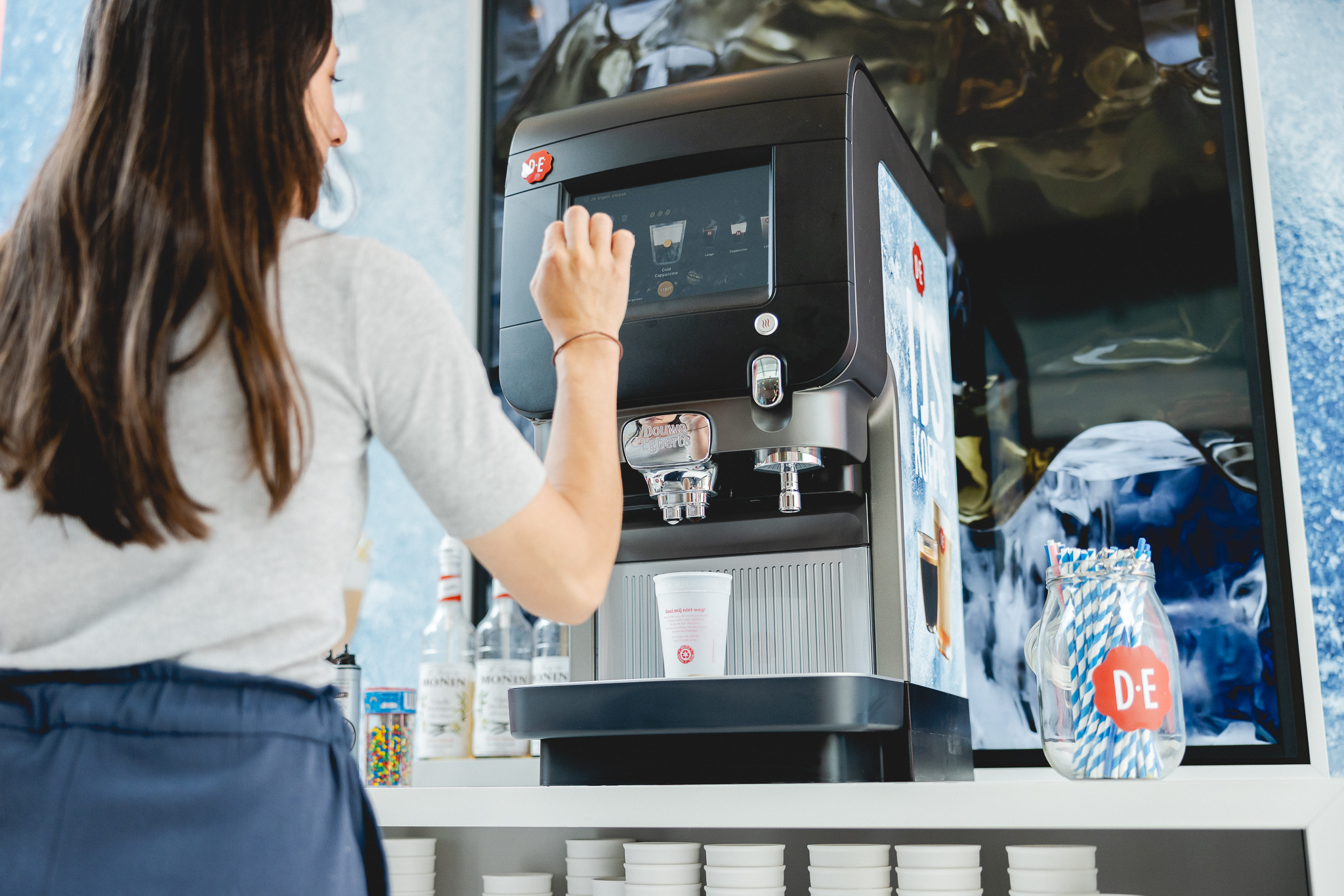 /cms/delivery/media/MCOUI4UIGYKJEY3BUWIFJ7N6UUEM?channelId=0apSo00000009jG&oid=00D0Y000000Znzq